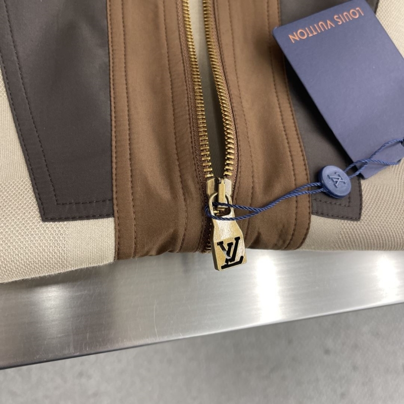 l0vis Vvtt0n t-shirt